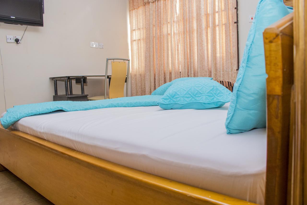 Lovista Hotel North Legon Ngoại thất bức ảnh